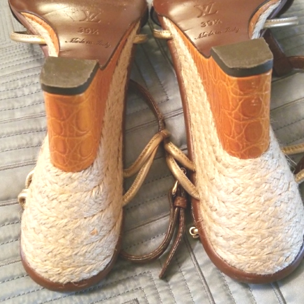 Louis Vuitton Wedges Shoes 100% Authentic. Size 39.5 - Picture 6 of 8